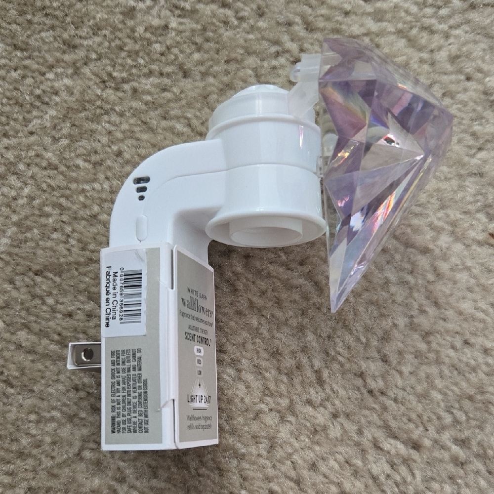 Diamond Wallflower Plug - Picture 5 of 9